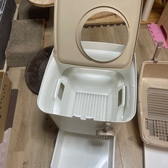 猫のトイレ　2種類　（未使用品）の画像