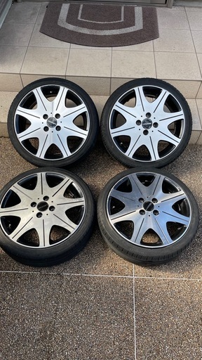 商談中　LEGZAS  16インチ4H 　PCD100
