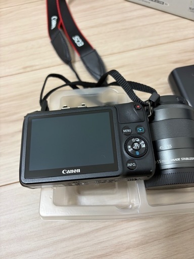 受け渡し者決定しました。ありがとうございました。一眼カメラ