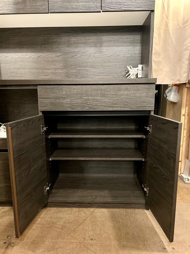 食器棚 140 キッチンボード おしゃれ カップボード ハイタイプ キッチン収納 棚 レンジ台 白 シンプル 幅140cm 奥行45cm 高さ181cm コンセント付 モイス ソフトクローズ 耐震ラッチ 耐震ダボ 大川家具 国内製造 日本製 チャコールブラック