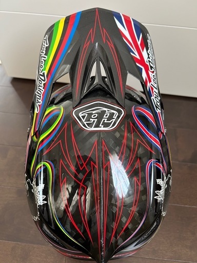 Troy Lee Designs D3 カーボン フルフェイス ヘルメット