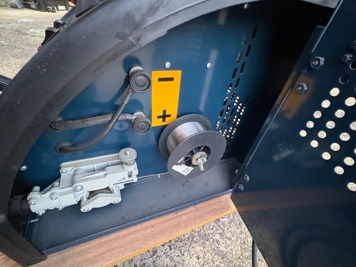 アストロプロダクツ　100v半自動溶接機