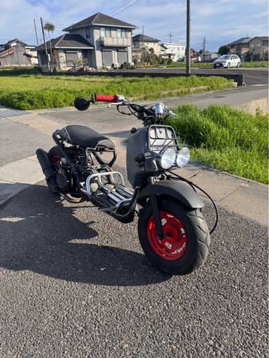 ズーマー　FI カスタム　ロンホイ　50cc 原付　バイク　通勤　通学　スクーター　4スト