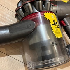 ダイソン掃除機　v8fluffy＋の画像