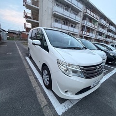日産セレナ2016の画像