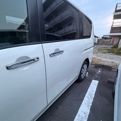 日産セレナ2016の画像