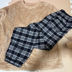 子供服　ユニクロ　160サイズの画像