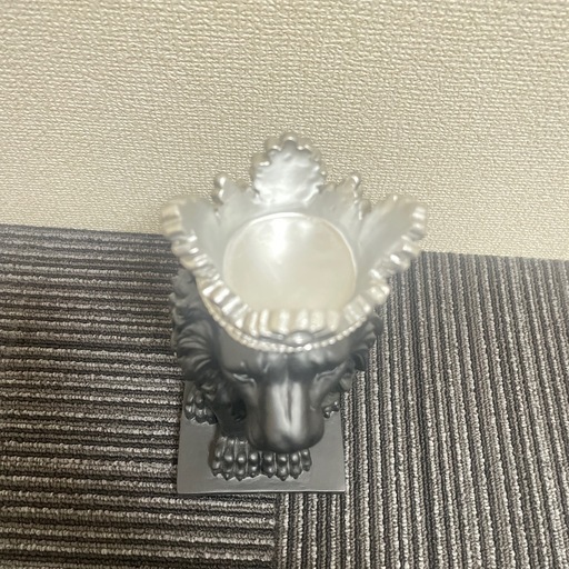 黒 ライオン 王冠 小物入れ 置物 インテリア オブジェ アクセサリーケース 黒 ライオン 王冠 小物入れ 置物 インテリア オブジェ アクセサリー
