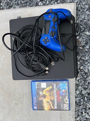 ?【PS4セット売ります】すぐ遊べます！