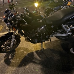 イナズマ400の前期のインシュレーターを買わせてください