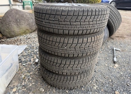 取引成立　165/65R14  スタッドレスタイヤ　YOKOHAMA　IG6 2021年製 4本