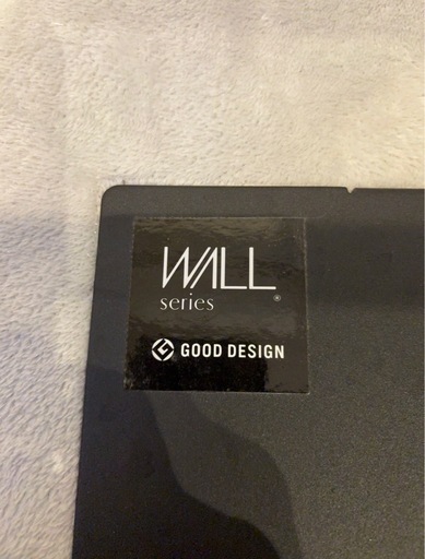 【美品】WALL 壁寄せTVスタンド V3 ロータイプ サウンドバー置き付き