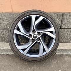 ルノー　メガーヌ18インチ　中古タイヤホイール4本セット　　　　　　225/40R18 25年製ミシュランプライマシー5の画像