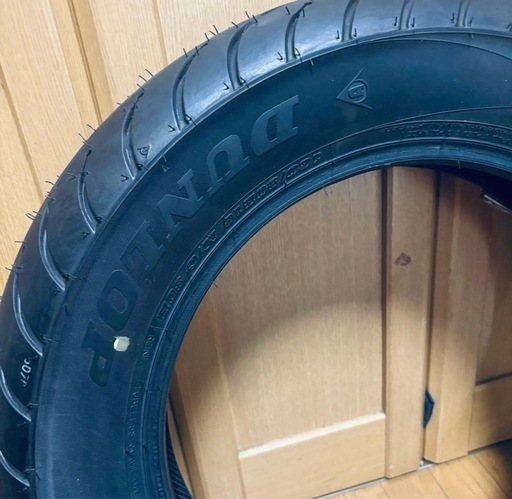 未使用タイヤ 　ダンロップ　ELITE 4 160/80B16 後タイヤ