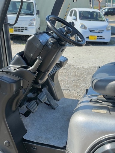 日産　 フォークリフト　L01　ガソリン　1500kg　オートマ　ノーパンクタイヤ　　全国陸送可　下取OK   