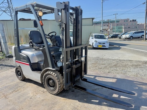 日産　 フォークリフト　L01　ガソリン　1500kg　オートマ　ノーパンクタイヤ　　全国陸送可　下取OK   
