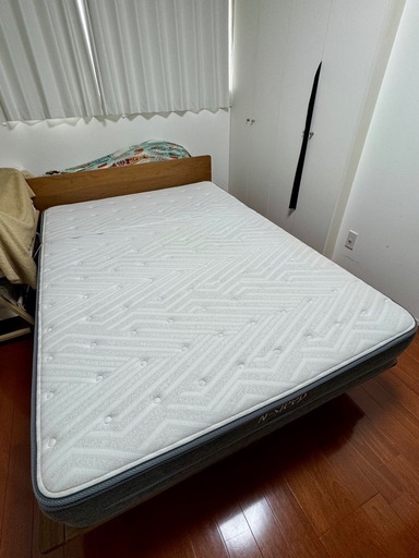 無印良品のダブルベッド一式