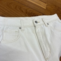ナチュラルビューティーベーシックパンツの画像