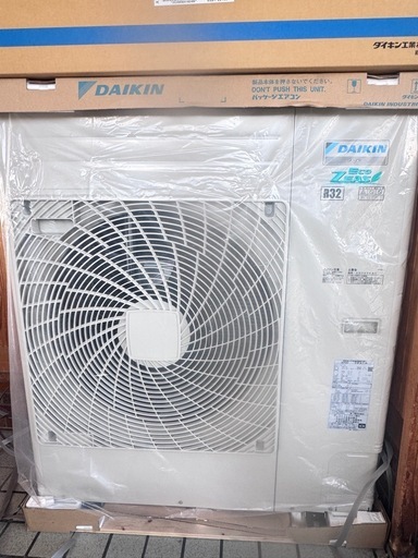 新品、未使用！ダイキン 業務用エアコン 4馬力 壁掛形 冷暖房 シングル 三相200V ワイヤレス EcoZEAS