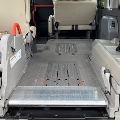 【1万円】車のリフターを外してくれる人を探しています