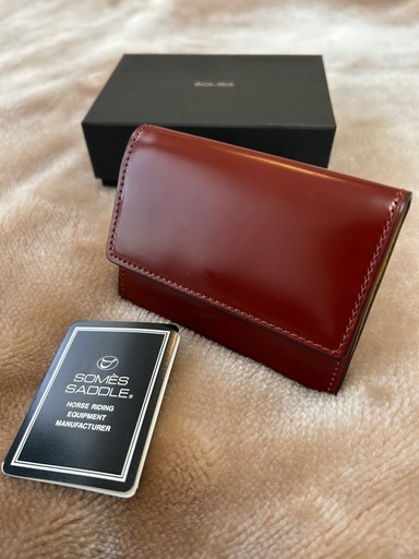 ソメスサドルSOMES SADDLEカード入れ付きケースカード入れ有小銭入れスリムウォレットコンパクトウォレットミニ財布 折りたたみ財布さいふサイフダークブラウン焦げ茶色コードバン馬尻革冊子専用箱日本製国産国内製メイドインジャパンmadeinjapan