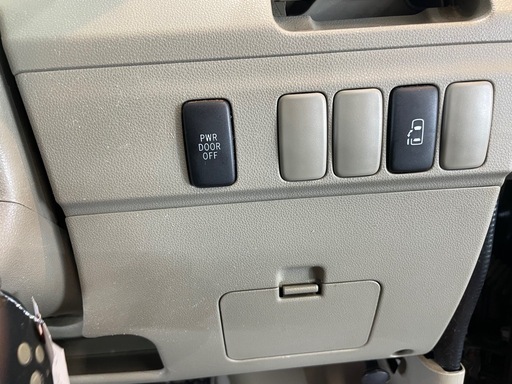 ダイハツ　アトレーワゴン　車検あり