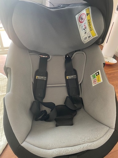 Combi THE S  ISOFIX エッグクッションZAシリーズ
