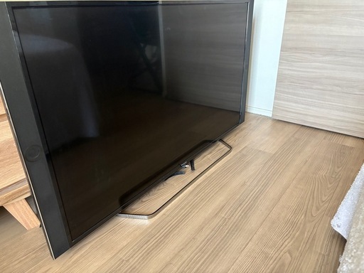 4K対応 液晶テレビ（49インチ）