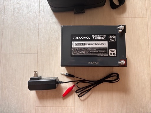 【外箱・充電器付き】DAIWA 鉛バッテリー