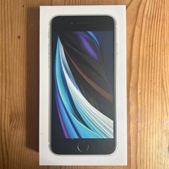 【ジャンク】iPhone SE第2世代　画面・背面ひびありの画像