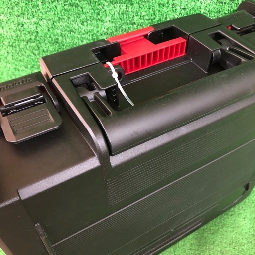 【店頭お渡し限定】(26-4-5)未開封　マキタ　40Vmax充電式インパクトドライバ　TD002GRDXB