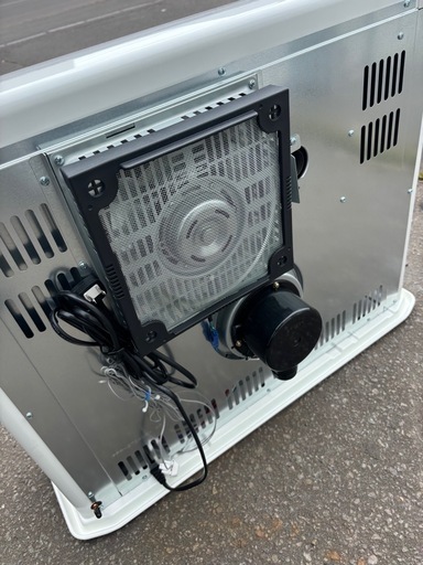 極美品 SUNPOT サンポット ゼータスイング FFR-G7040SX 2022年製 木造18畳/コンクリート29畳 FF式石油スト
