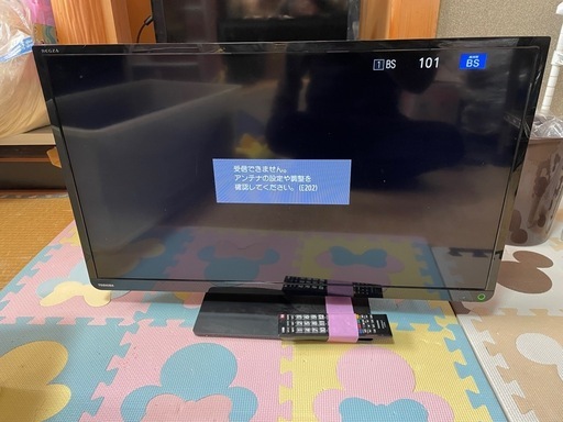 TOSHIBA REGZA 液晶カラーテレビ 32S8 2014年製　通電確認済　リモコン付