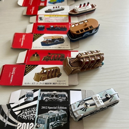 【レア極美品】ディズニー ミニカー 箱付き 12台セットTDL TDS