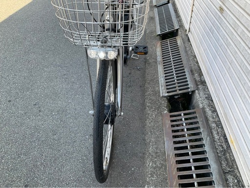 790  ブリヂストン新機種電動アシスト自転車フロンティア26インチグレーアルミボディー