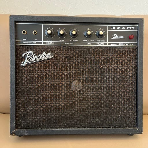　日本製　ギターアンプ　プリンストン　PS-70TRテケテケ