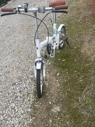 折りたたみ自転車　ホワイト