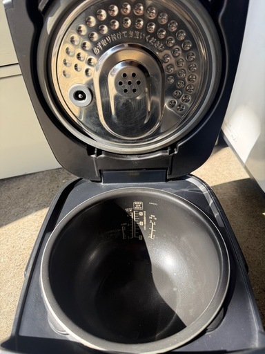 2022年製アイリスオーヤマ IH炊飯器 KRC-ICA50-B 　