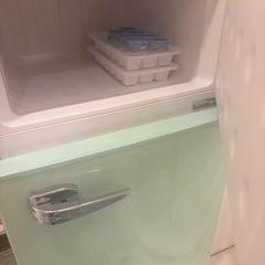 冷蔵庫　レトロ風の画像
