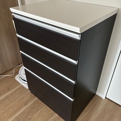 収納棚、キッチンカウンターの画像