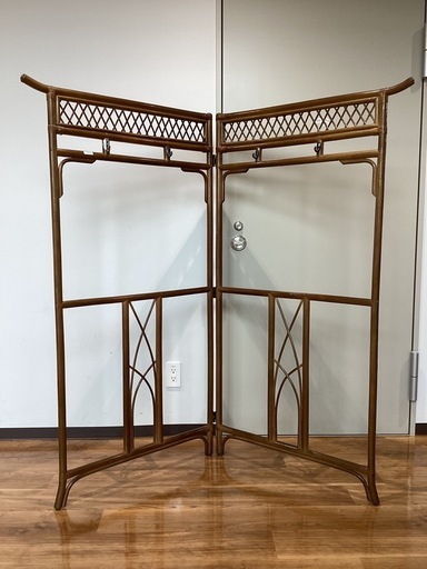 衣桁（ラタン製）【町田市再生家具】260066 (ショップまちエコ ) 町田 