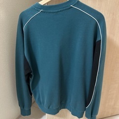 h&mトレーナーの画像