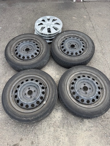 アクア 夏タイヤホイールセット175/65R15 (3.0R) 竹橋のタイヤ 