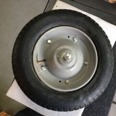 一輪車タイヤの画像