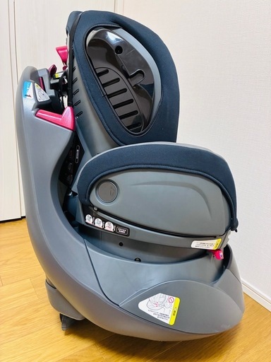 アップリカ 新生児〜18キロチャイルドシート