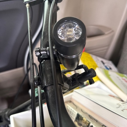 【ほぼ新品】自転車　空気入れ付き！