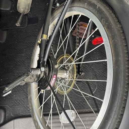 【ほぼ新品】自転車　空気入れ付き！