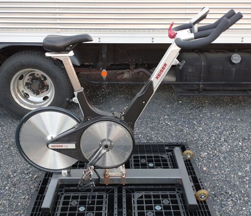 【動作良好】 カイザー M3 インドアサイクル 静音エアロバイク 錆あり特価【１０台在庫】 まとめ買い歓迎 Keiser フィットネス