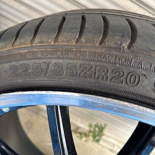 20インチタイヤホイール中古
