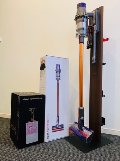 Dyson Cyclone V10 Fluffy 新品未開封純正フロアドック EQUALSクリーナースタンド その他セット /ダイソン